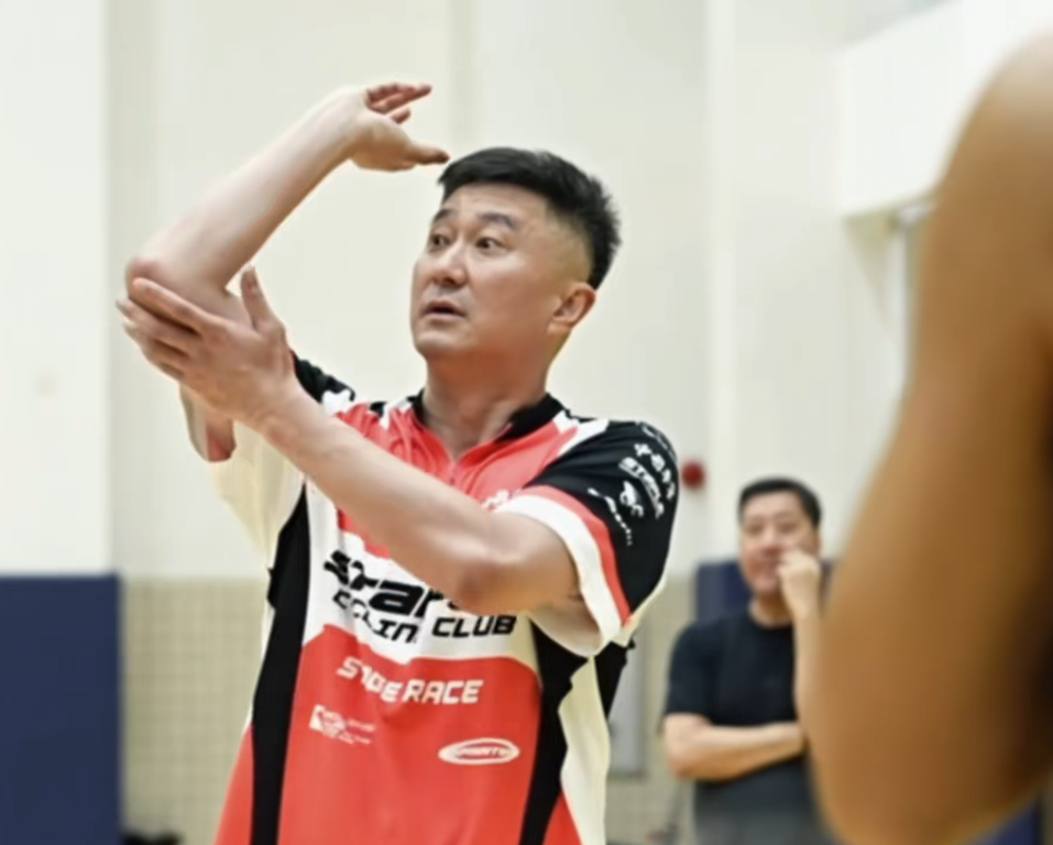 王少杰, 队还是CB, 员都在进行