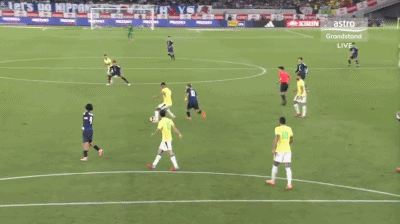 南野拓实选, 半场休息时 南野拓实选, 半场休息时